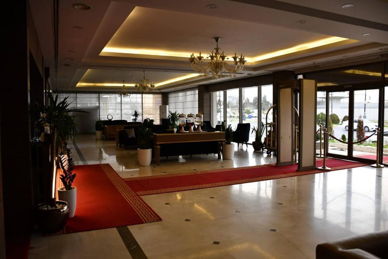 Hotel Hilen De Ville Erbil Exterior foto